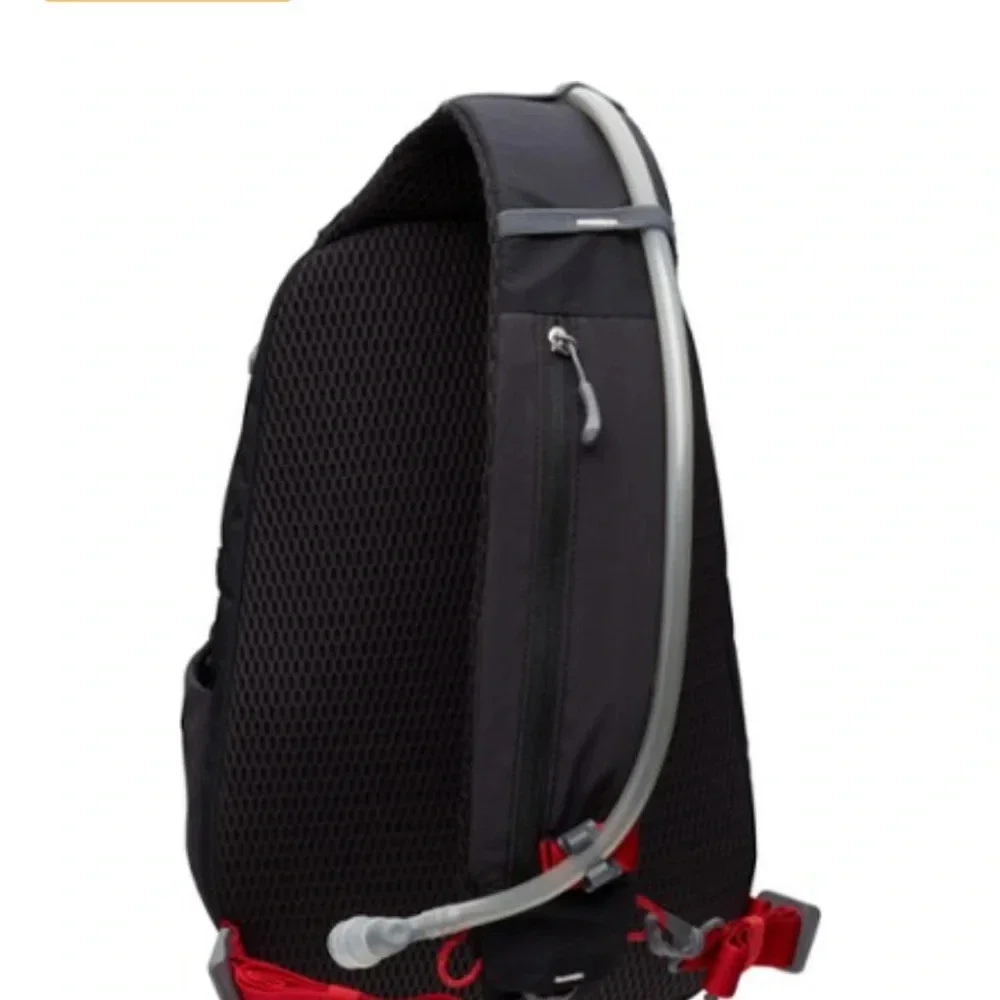 Nathan Limitless Run 8 L Hydration Sling Bag Backpack Black Red NWT Water Vest